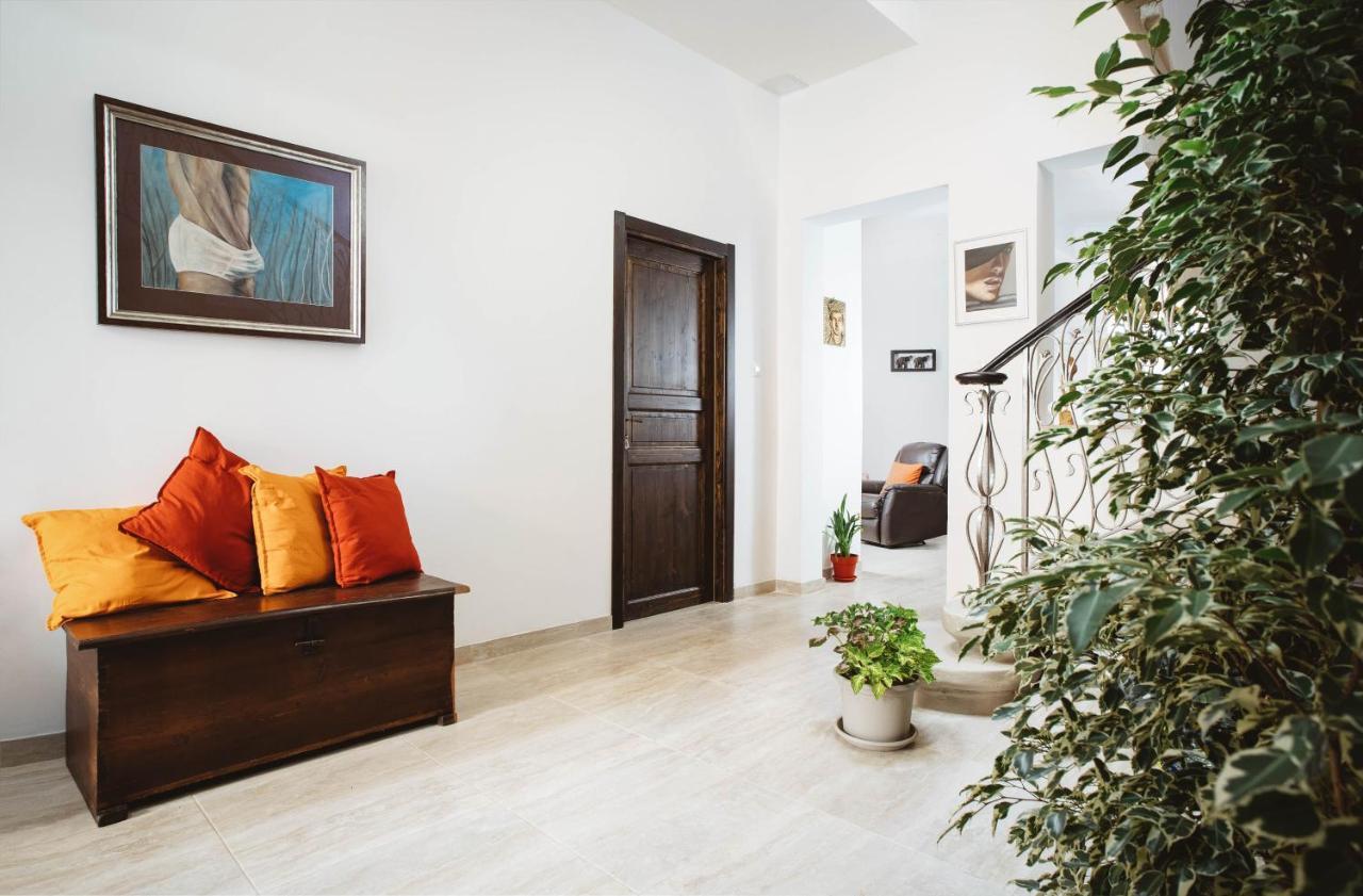 Fauzia B&B Hamrun Bagian luar foto